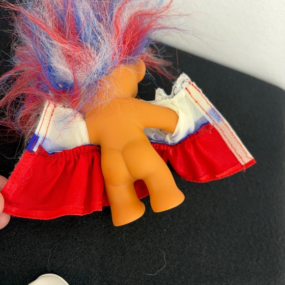 VTG 1992 Russ Troll Doll Around the World USA Red White Blue Hair Outfit Shoes - Picture 4 of 7